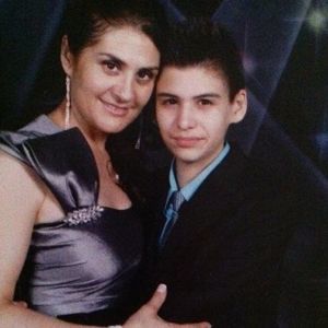 Meet your Posher, Gutierrez